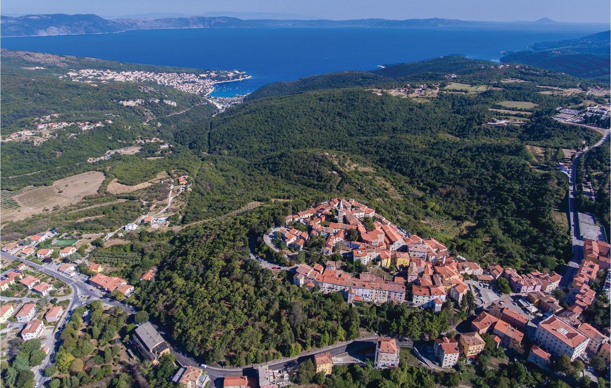 Amazing Apartment In Labin With House Sea View Eksteriør bilde