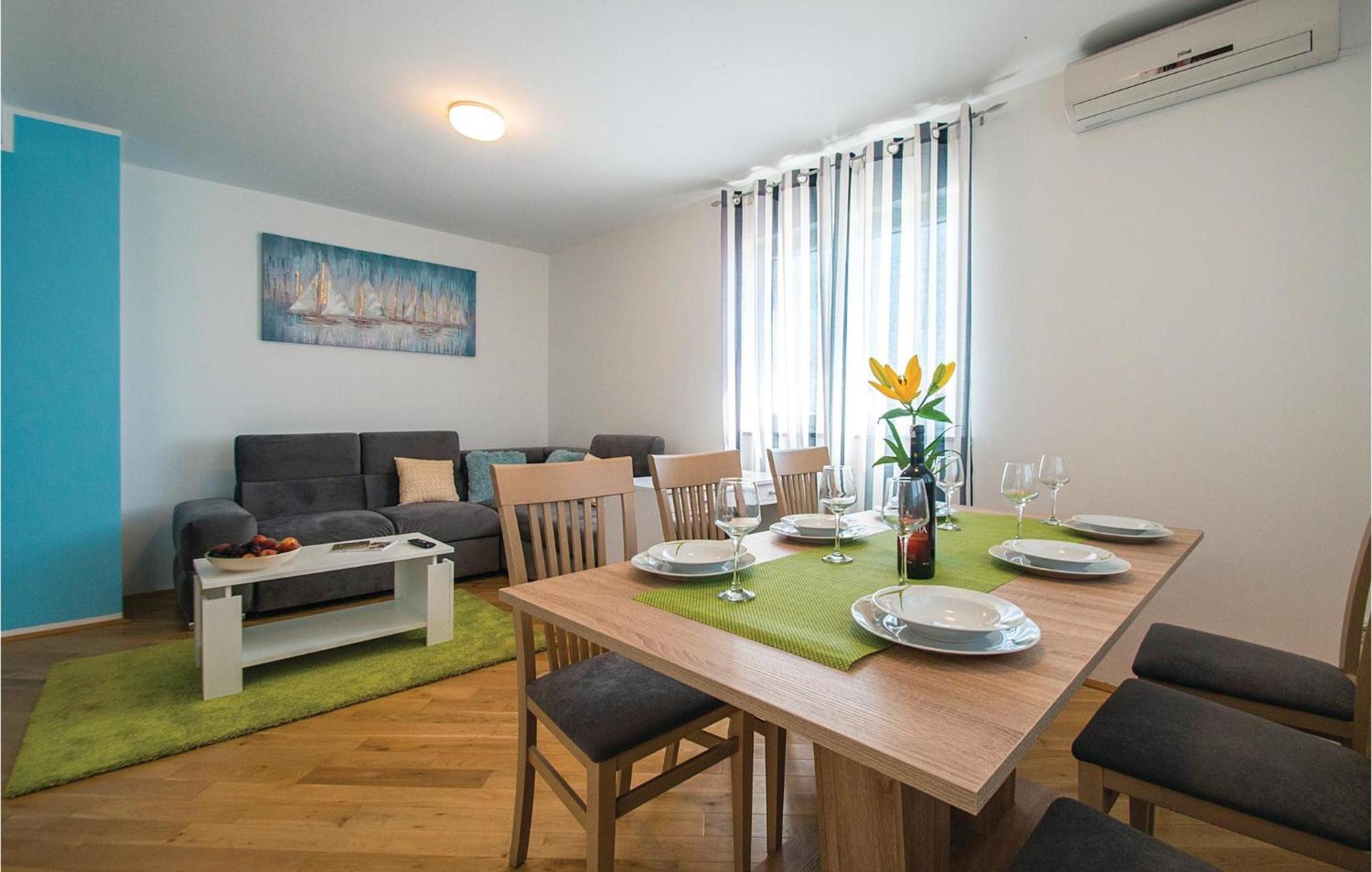 Amazing Apartment In Labin With House Sea View Eksteriør bilde