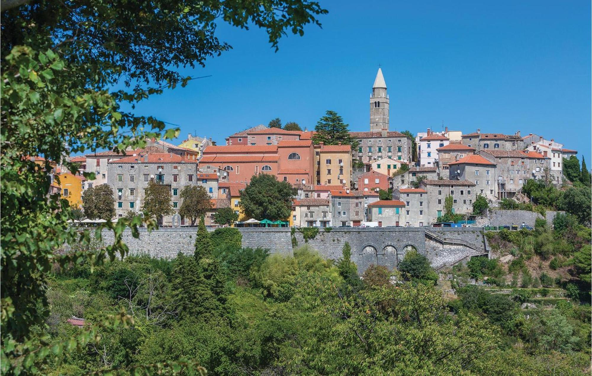 Amazing Apartment In Labin With House Sea View Eksteriør bilde