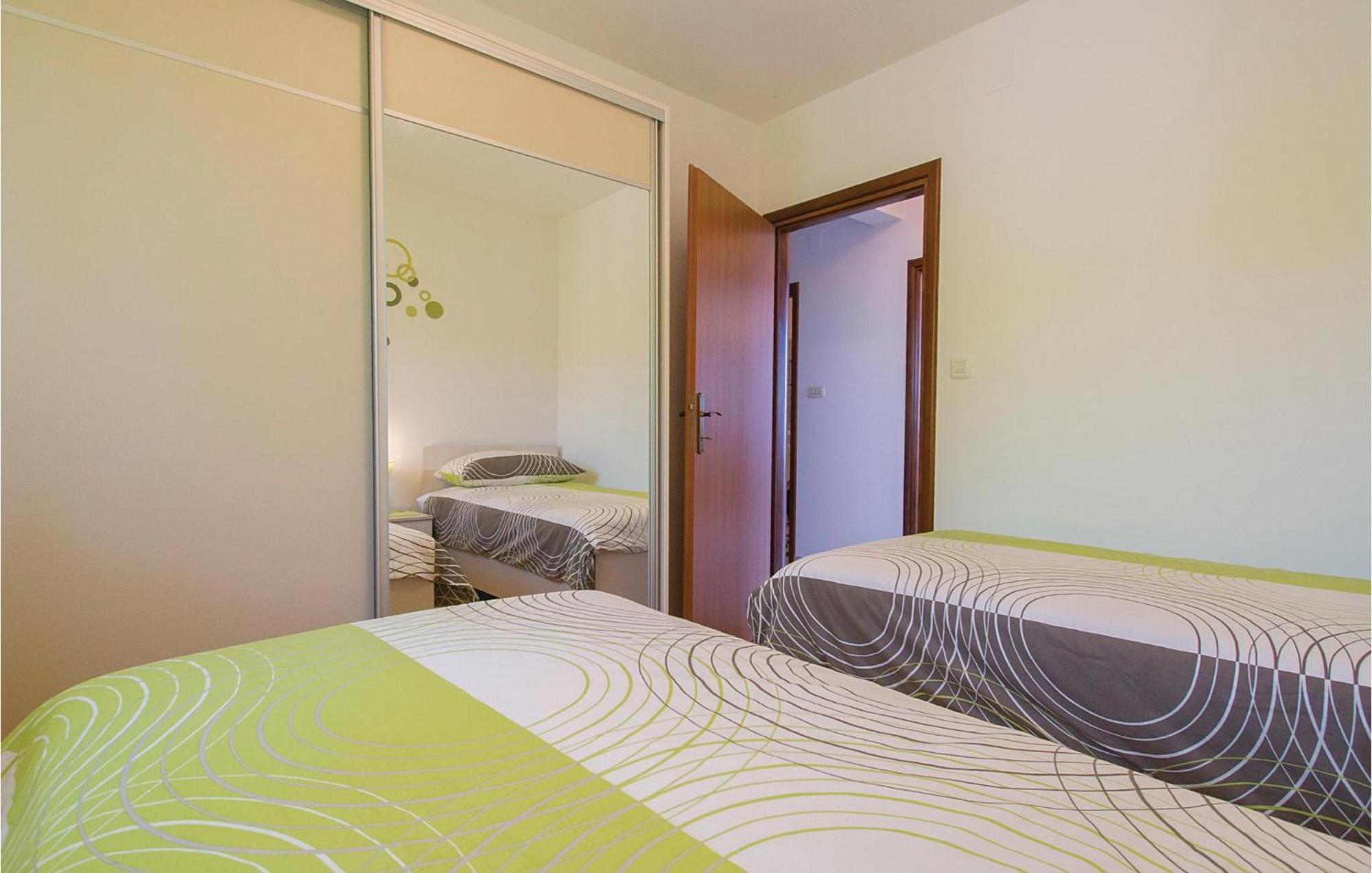 Amazing Apartment In Labin With House Sea View Eksteriør bilde